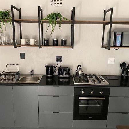 46 On Allcock Guest Apartment & Luxury Room Pretoria-Noord Dış mekan fotoğraf