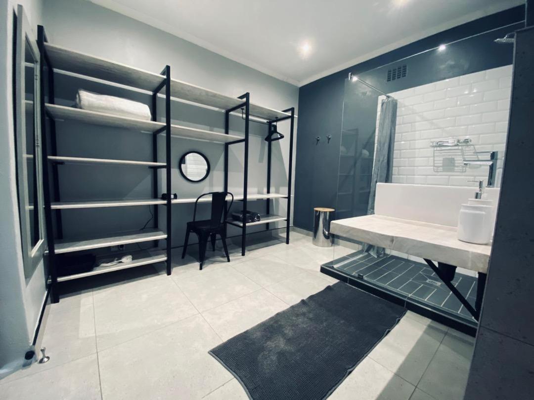 46 On Allcock Guest Apartment & Luxury Room Pretoria-Noord Oda fotoğraf
